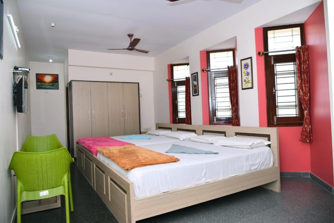 Mango Tree Homestay Hampi Exteriör bild