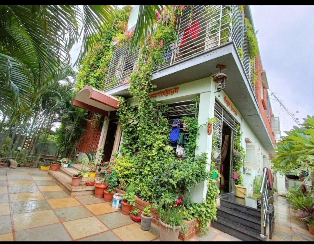 Mango Tree Homestay Hampi Exteriör bild