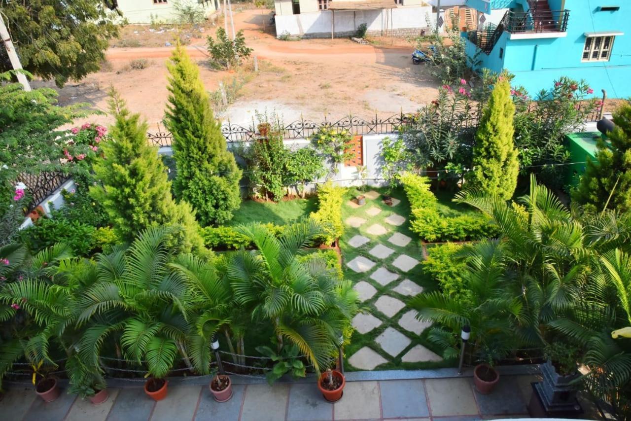 Mango Tree Homestay Hampi Exteriör bild